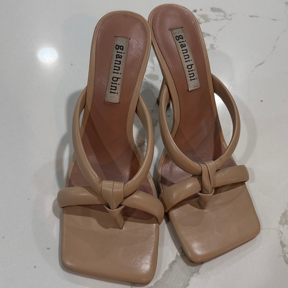 GIANNI BINI - leather tubular thong heeled sandal mules